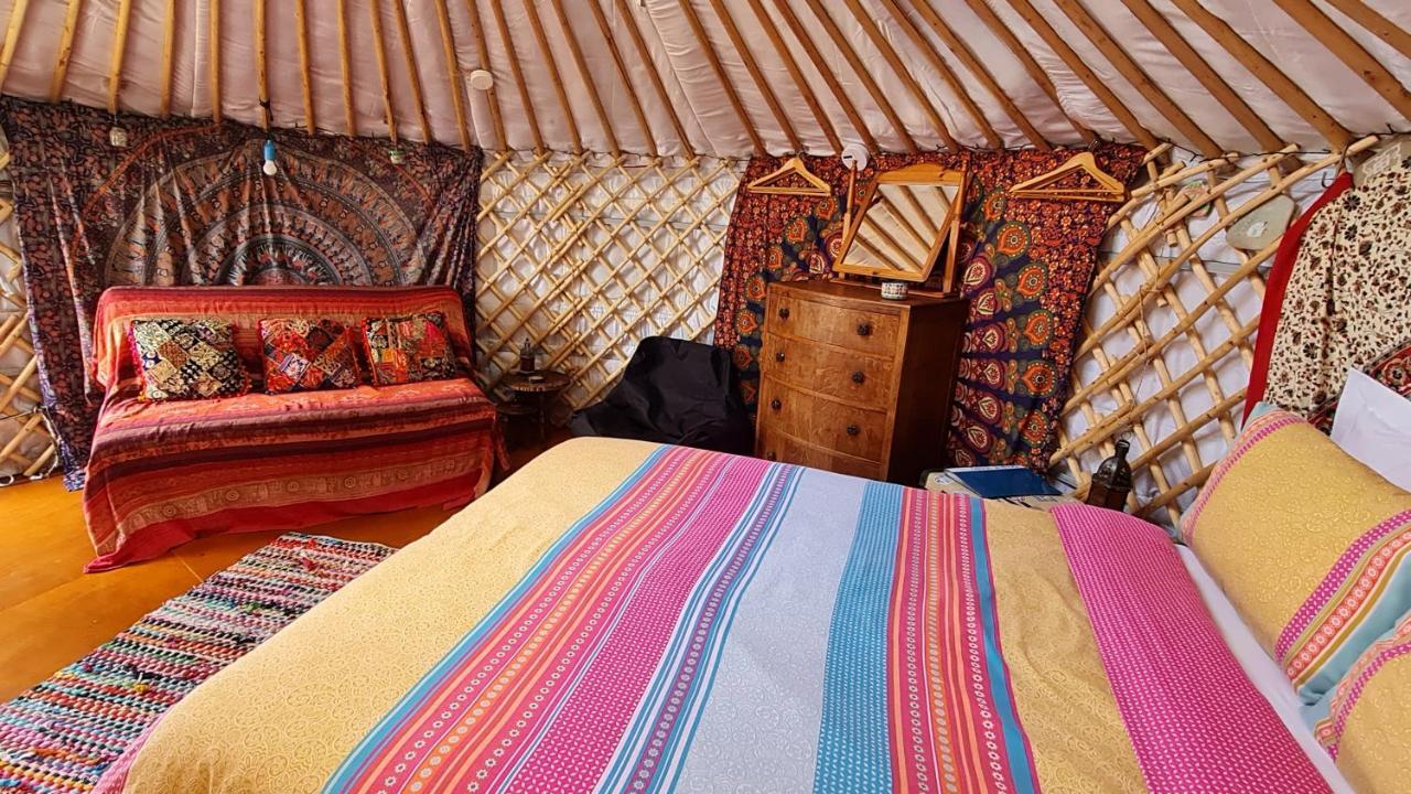 The Tall Pines Yurt Хелмсдейл Экстерьер фото
